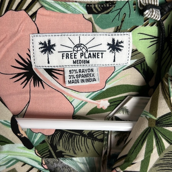 Free Planet Oyster Hawaiian Tropical Button Up Shirt Mens Size M - Picture 3 of 5